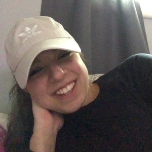 Meet your Posher, Vanessa